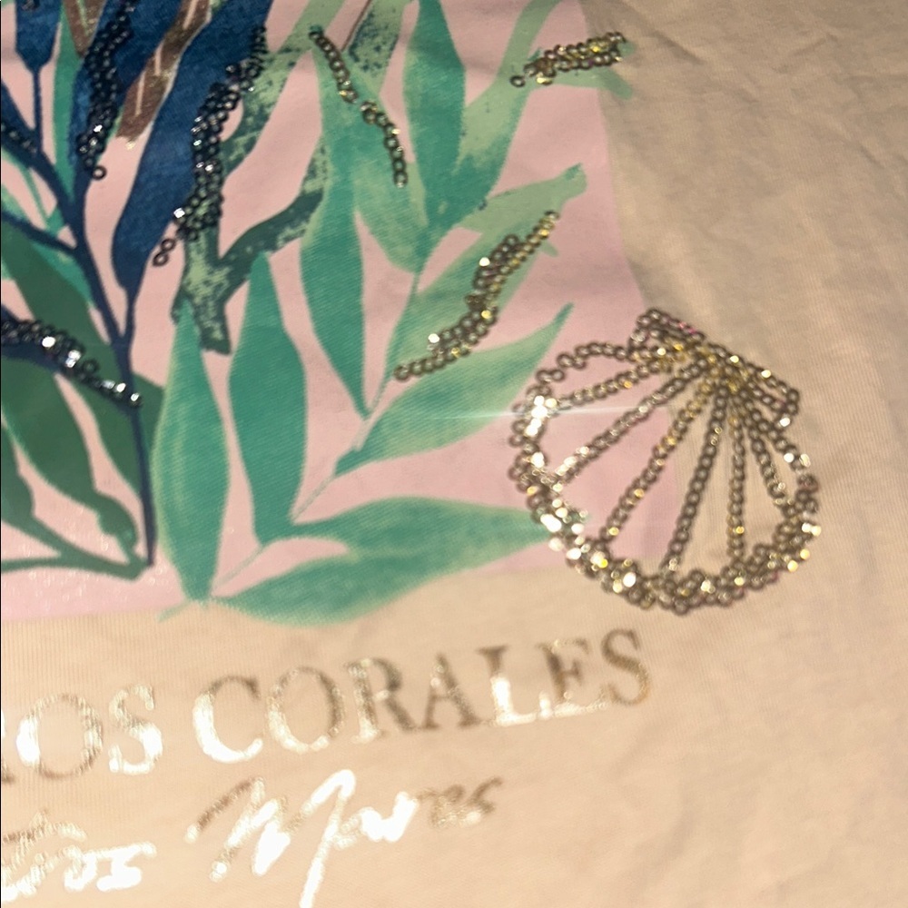 100% cotton apricot color tee shirt top with rhinestone sequin leaf shell design - Picture 3 of 6